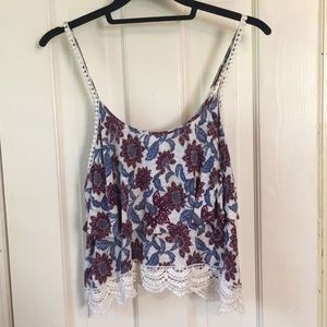 Forever 21 Sleeveless Cropped Floral Top